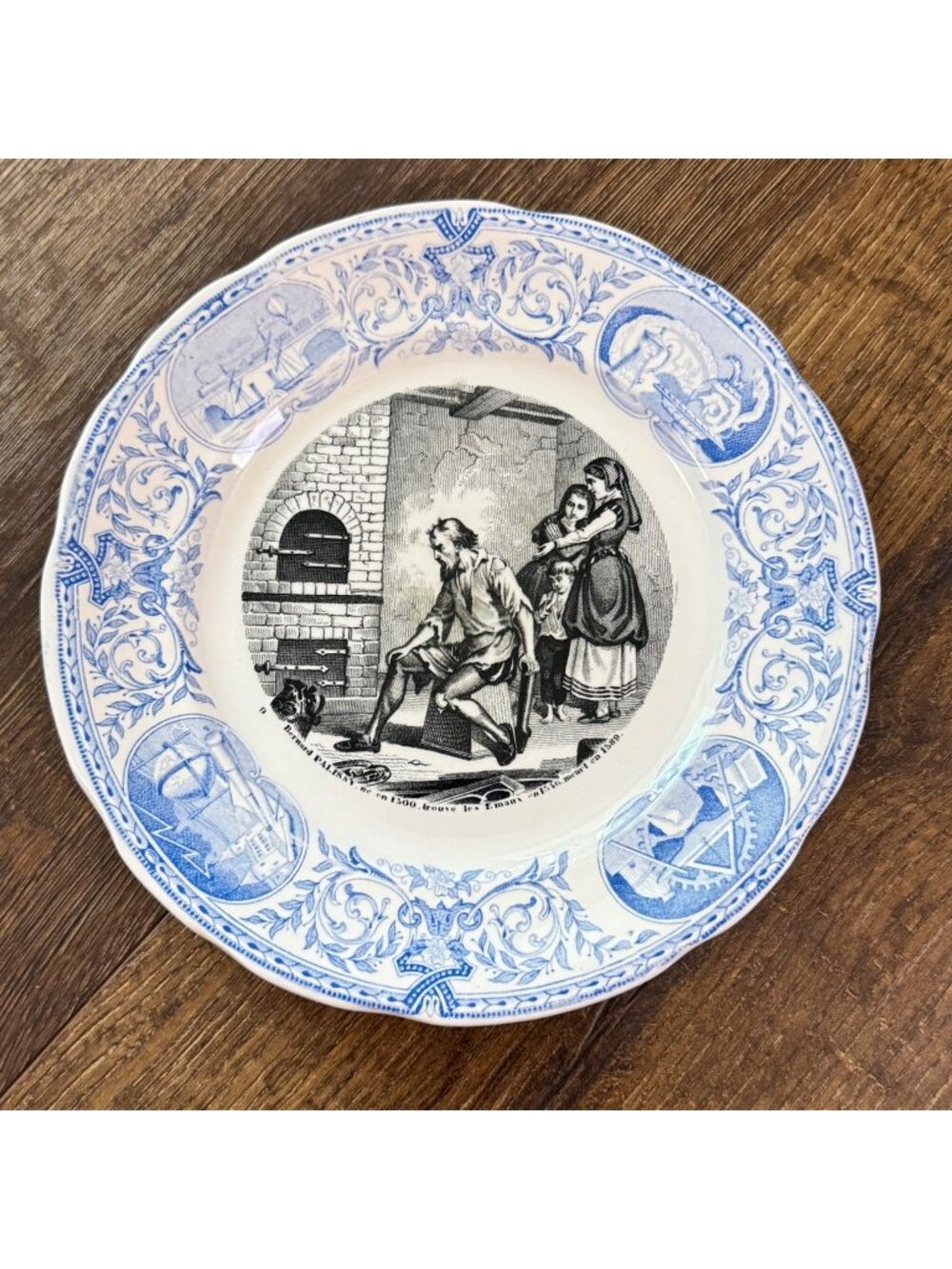 Antique Sarreguemines Talking Plate Opaque Earthenware "Les Inventeurs"